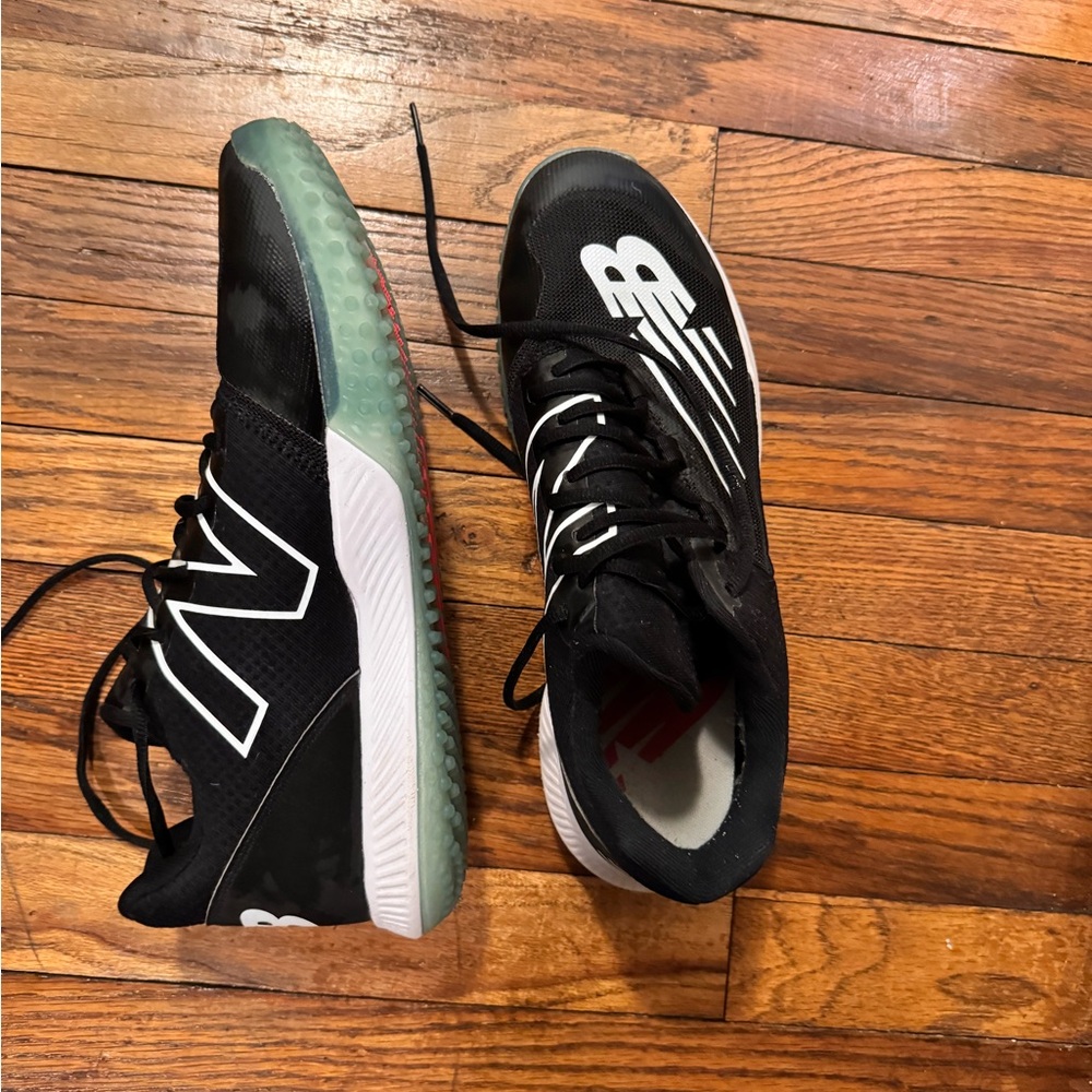 NEW BALANCE TURFS - BLACK/WHITE FUELCELL 4040V6 (T4040BK6)